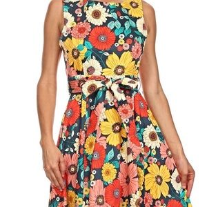 A-line dress in retro blossom print